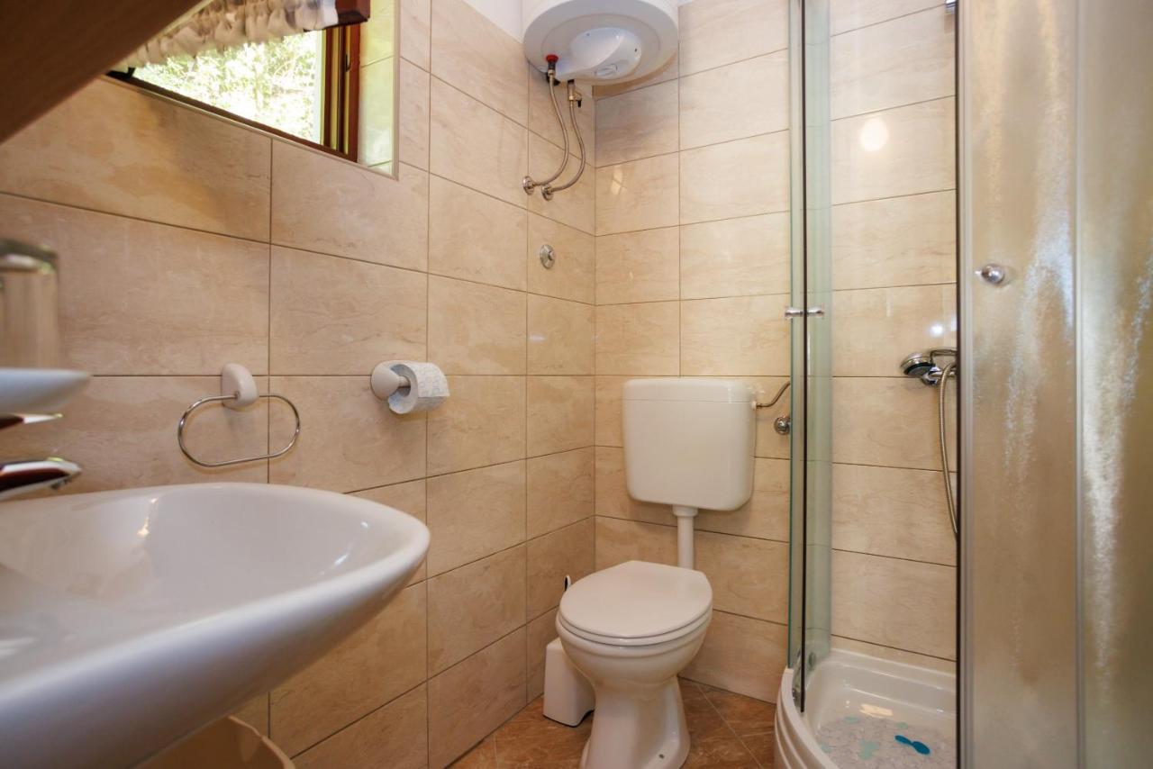 Apartment Studio Close To Sea Krk Town Extérieur photo
